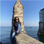 Studentessa di TSRM offre ripetizioni per studenti delle medie e delle superiori: latino, greco, italiano , matematica, biologia